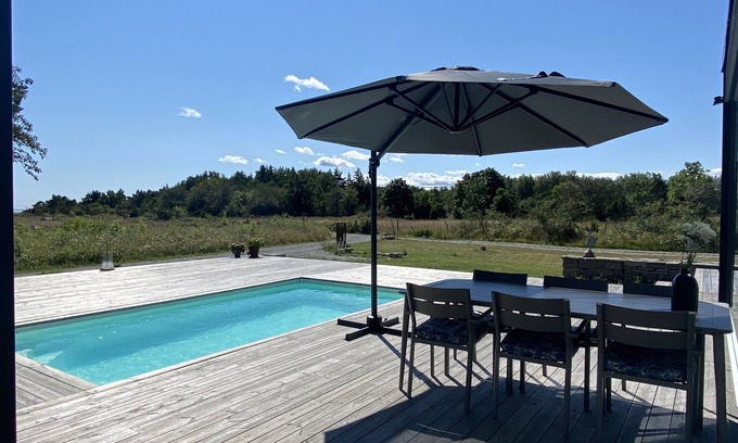 Sodvik Cottage | Modern house with stunning ocean view and heated private pool (30°)