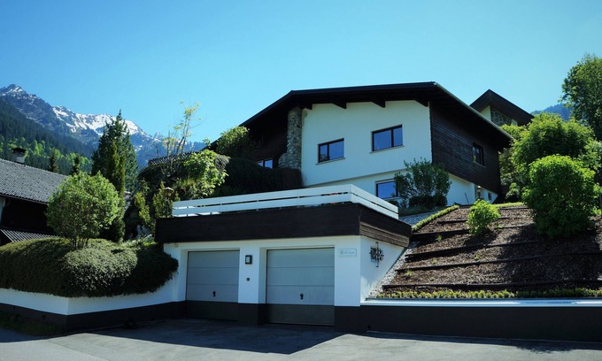 Tschagguns House | Modern house with unique view and 500m to the Golm ski region