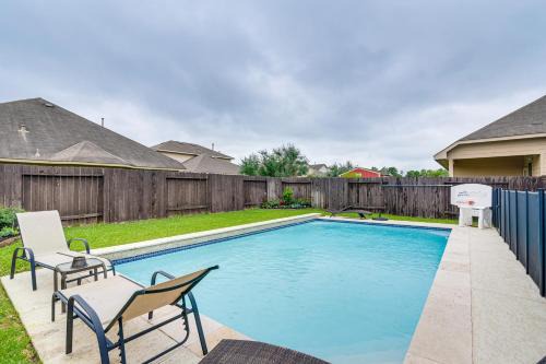Houston House | Modern Houston Home with Patio 12 Mi to Downtown!