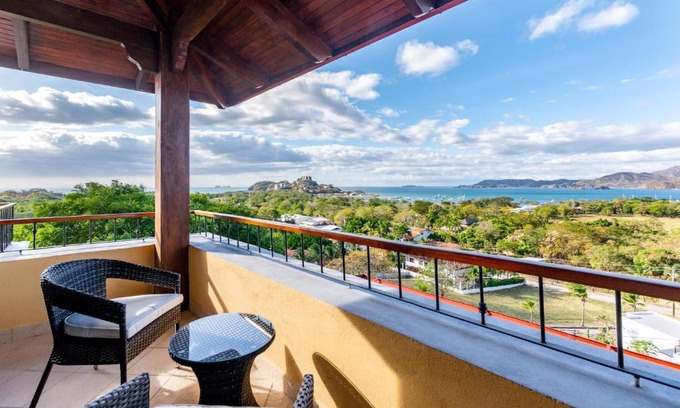 Playa Flamingo House | Modern, Immaculate Unit in Flamingo with Spectacular Ocean Views