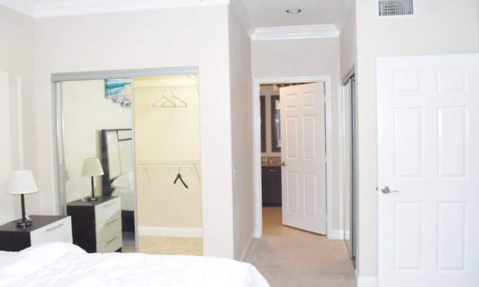 The Galleria Apartment | Modern Lifestyle 1 Bedroom with Balcony 1460SqFt