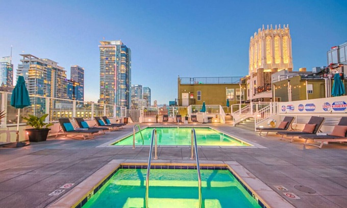 Historic Core Apartment | Modern Loft | 1BR in Downtown LA with Rooftop!