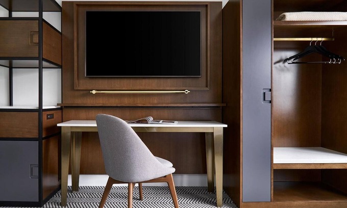 Foggy Bottom Hotel | Modern Luxury in the Heart of Foggy Bottom DC - Pet Friendly - Relax & Enjoy!