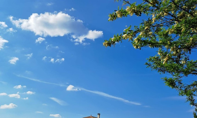 Le Pizou Villa | Modern luxury villa with heated pool, in a beautiful quiet countryside.