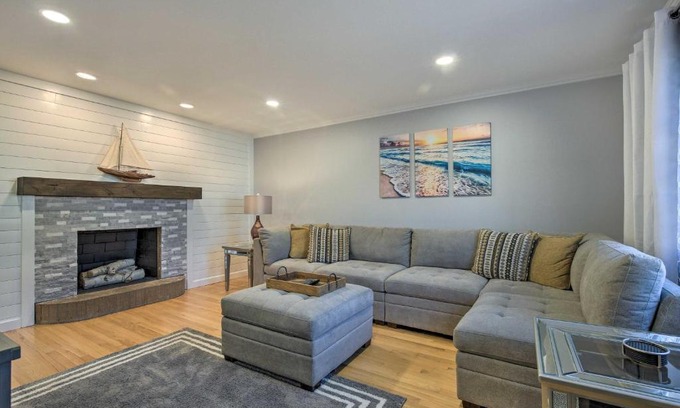 Middletown Apartment | Modern Middletown Retreat, Minutes to Downtown!