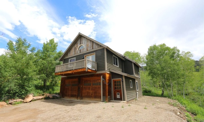 Crested Butte South Cabin | Modern Mountain Lookout