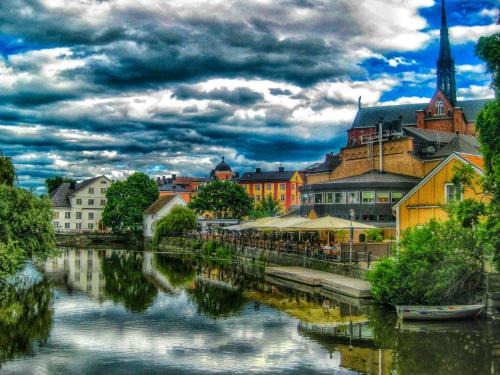 Uppsala Apartment | Modern & New Apartment Near CenterUniHospital With Balcony