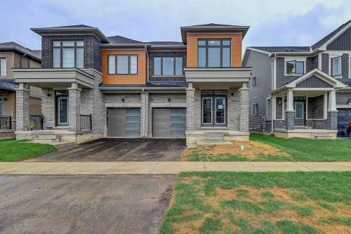 Caledonia House | Modern NEW Build in Caledonia