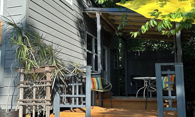 Cheat Lake Apartment | Modern "NEW" Tiny Home with Lake View