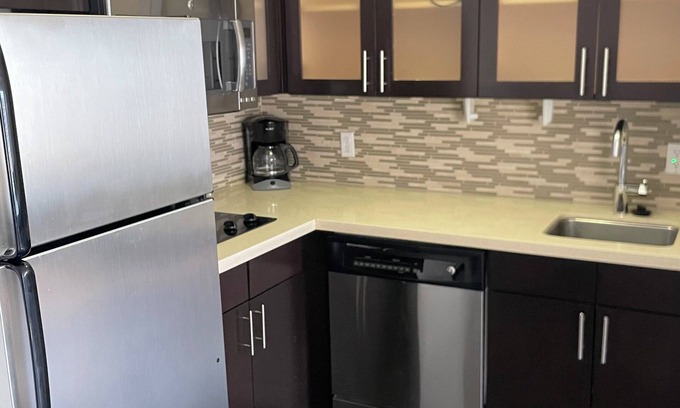 Barker Apartment | Modern One-Bedroom in Houston Texas