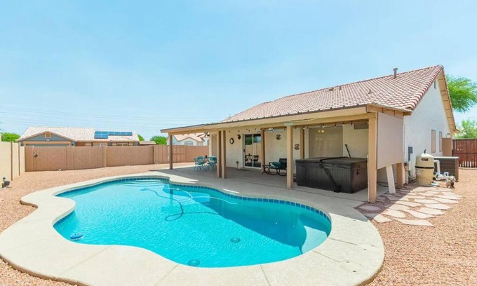 Casa Grande House | Modern private vacation home with sparkling pool and hot tub!
