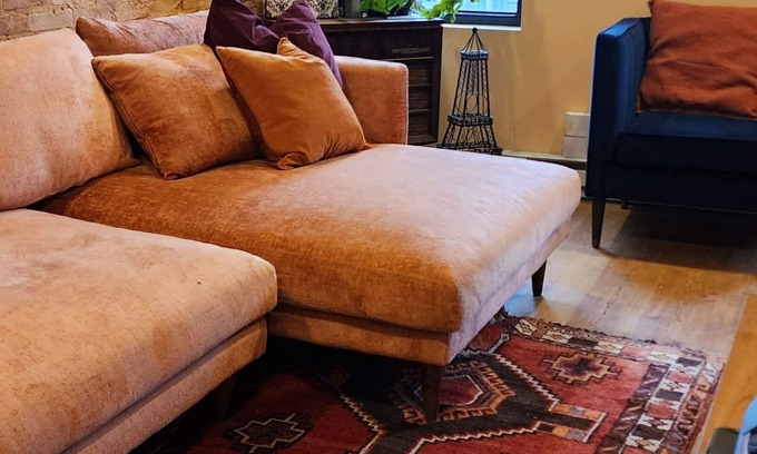 Wyman Park Apartment | Modern Retro Hun Suite- Hampden 1 Br/1 Bth-On The Avenue - Near JHU/Downtown
