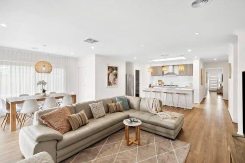 Ocean Grove House | Modern Seaside Escape on the Coast