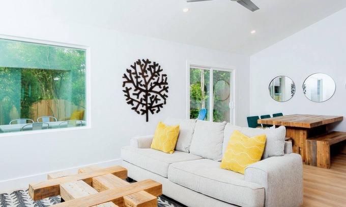 Austin House | Modern South Austin Home - 7 miles to Downtown