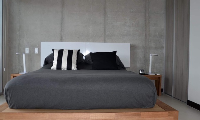 Rohrmoser Apartment | Modern studio with A/C, Near to National Stadium