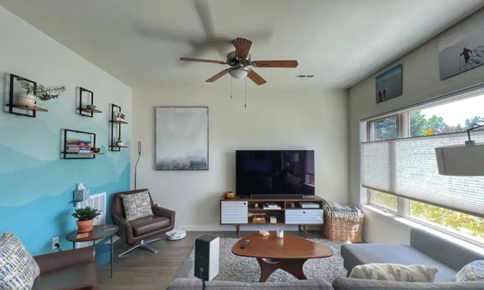 Eagle House | Modern Townhome in Downtown Eagle, CO - Vail Valley
