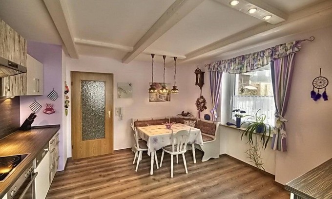 Nordhalben Apartment | Modern vacation apartment (90 sqm) for up to 7 people