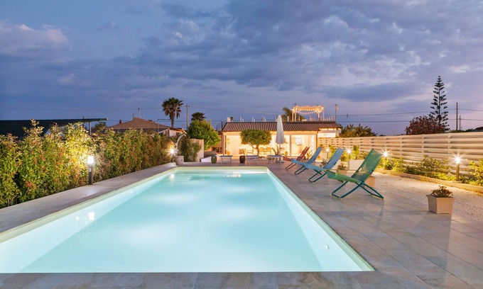 Santa Maria del Focallo Villa | Modern Villa, Pool & Beach Proximity