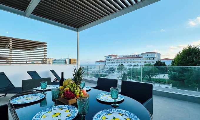 Geroskipou House | Modern Villa the Pearl, close to the beach and the centre of Paphos