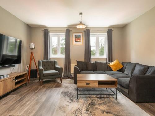Sindlesham Apartment | Modern, Well Presented 2-Bedroom Apartment, With Parking, Opposite Nirvana Spa