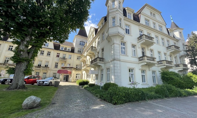 Bad Rothenfelde Apartment | Moderne Ferienwohnung mit Schöner Aussicht in der Residenz am Kurpark