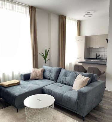 Altenburg Apartment | Moderne und stilvolle Wohnung direkt am Teich