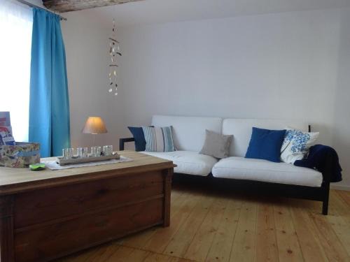 Wolgast House | Modernes und gemütliches Ferienhaus mit Innenhof