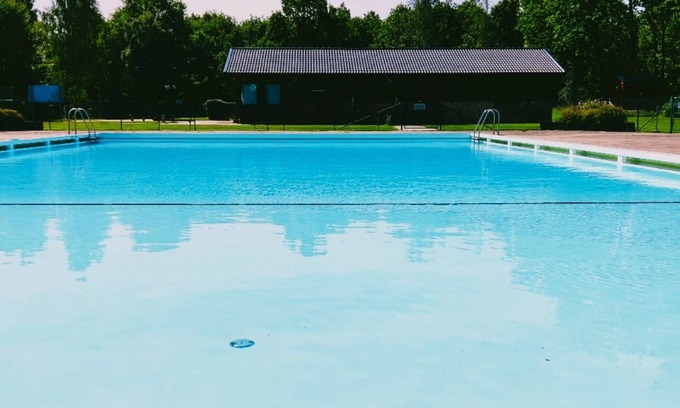 Ljungbyhed House | Modernt hus i Skånes Nationalpark Pool och Flera Aktiviteter ex Minigolf, Tennis