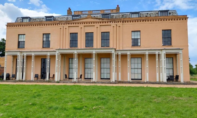 Moggerhanger Bed & Breakfast | Moggerhanger Park, Moggerhanger