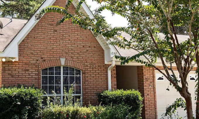 Tallahassee Condo | Momma's House! Great location in quiet neighborhood.