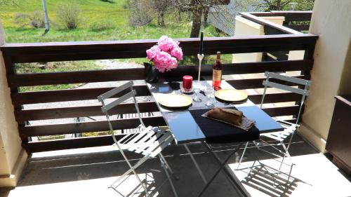 Beuil Apartment | Mon Mounier : Studio cosy au pied des pistes/Vue de rêve !