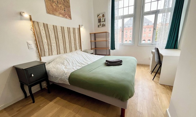 Nouvelle Ville Apartment | Mondon 3 arcades 3 chambres