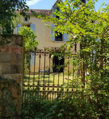 Louslitges Bed & Breakfast | Monferran