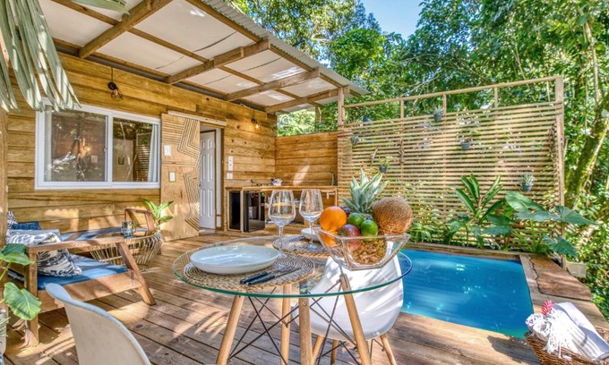Bocas del Toro House | Monkey Tiny House - Private swimming pool