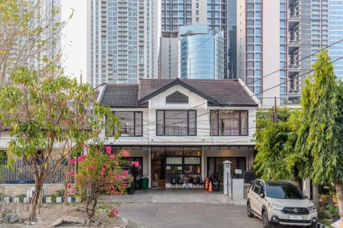 Surabaya House | Mono Coliving Kencana, Surabaya