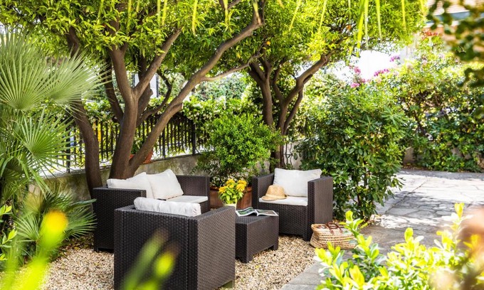 San Bartolomeo al Mare Apartment | MONOMARE