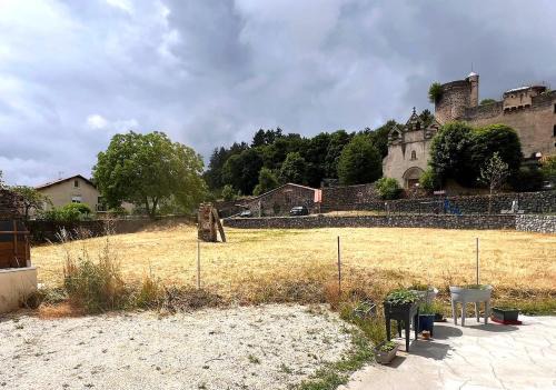 Le Puy-en-Velay Apartment | Mons resort