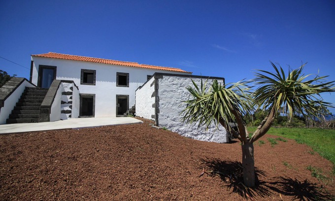 Sao Roque do Pico House | Mont Blanc Pico Island Sea
