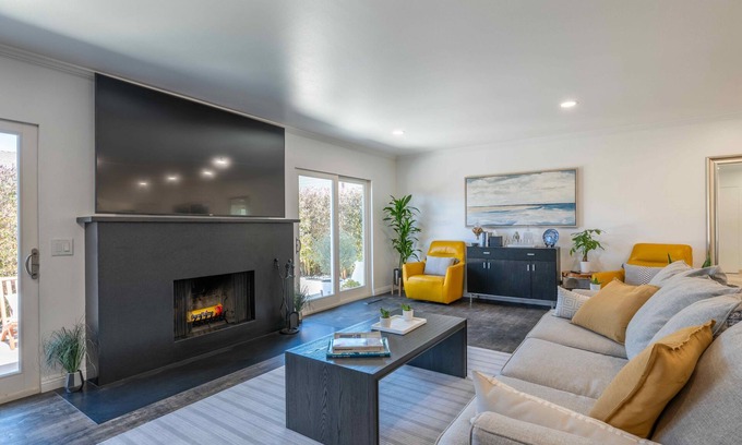 Marina House | Monterey Bay Oasis STR25-000030- Comfortable Living 3-bedroom House
