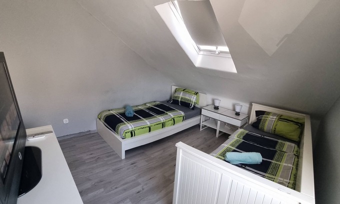 Gelnhausen Apartment | Monteurzimmer Gelnhausen, Ferienwohnung, Auch für Große Gruppen, Nähe Frankfurt