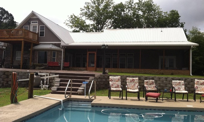 Southside Apartment | Monthly Rental on Neely Henry fully furnished and ready to move in