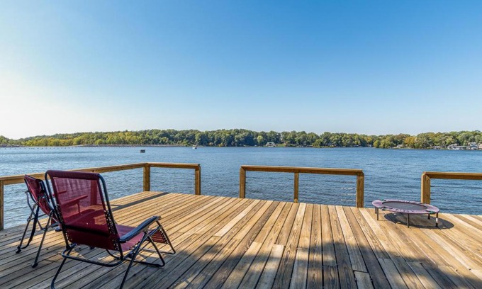 Monticello House | Monticello Vacation Rental with Private Boat Dock!
