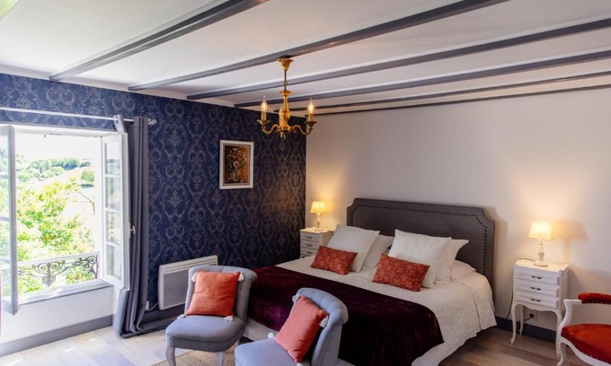 Montmoreau-Saint-Cybard Bed & Breakfast | MONTISMAURELLI