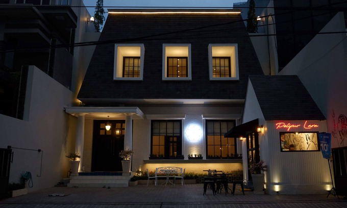 Surabaya House | Mooi House by ZIRI