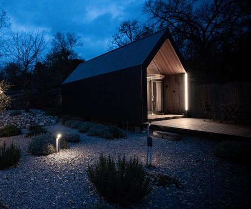 Sezana House | Moon - Tiny house from Callin Wines