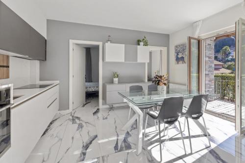Cannobio Apartment | Moonlight