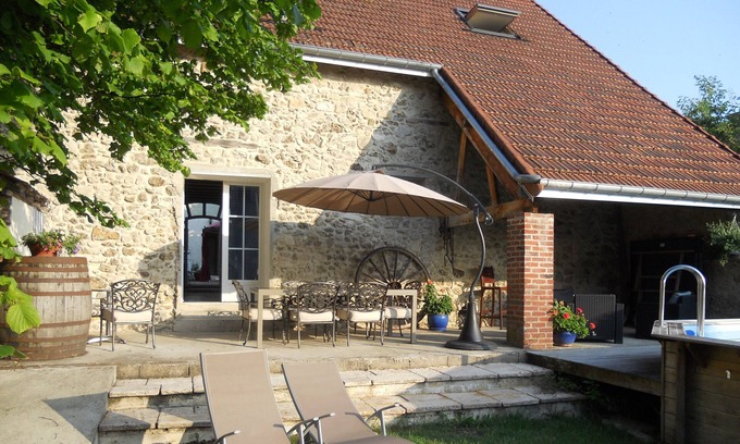 Mareuil-le-Port Hotel | Moonstone room "The Thousand and One Stones"