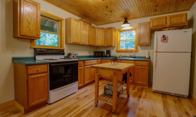 Rangeley Cabin | Moose Call Inn - private, snowmobile friendly spot!