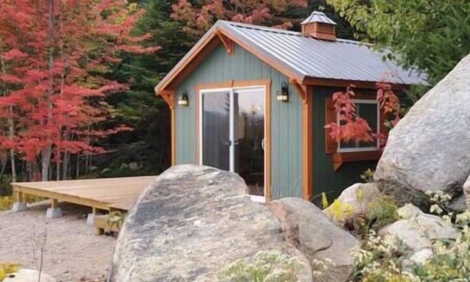 Malone Cabin | Moose Ridge Cabin on 240 Acres with Mountain Views