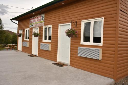 Glenwood Hotel | Moosehead Trail Rider Rooms